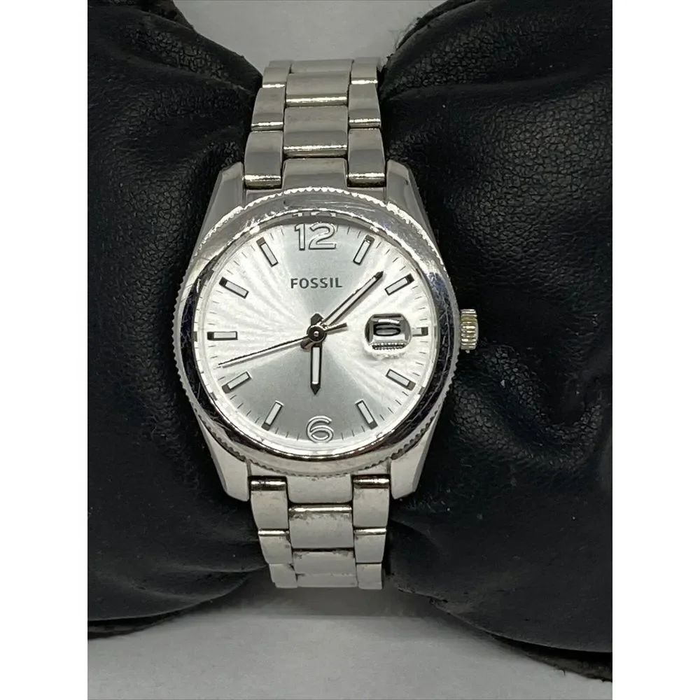 Fossil Small Perfect Boyfriend ES3582 Women's Stainless Steel Analog Watch XR630